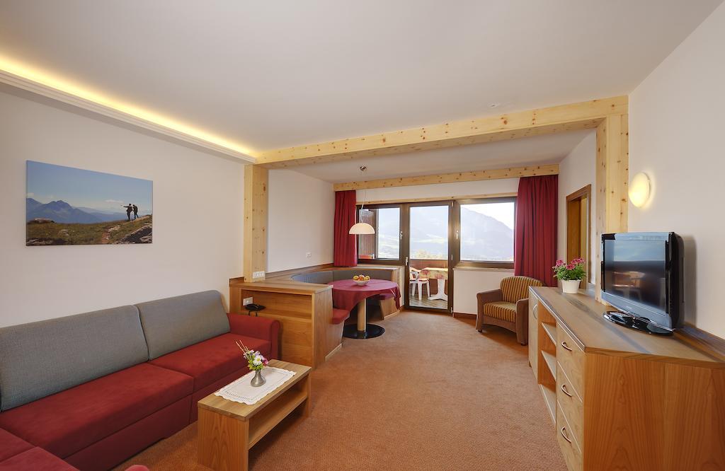 Hotel Appartement Inge Tirolo Habitación foto
